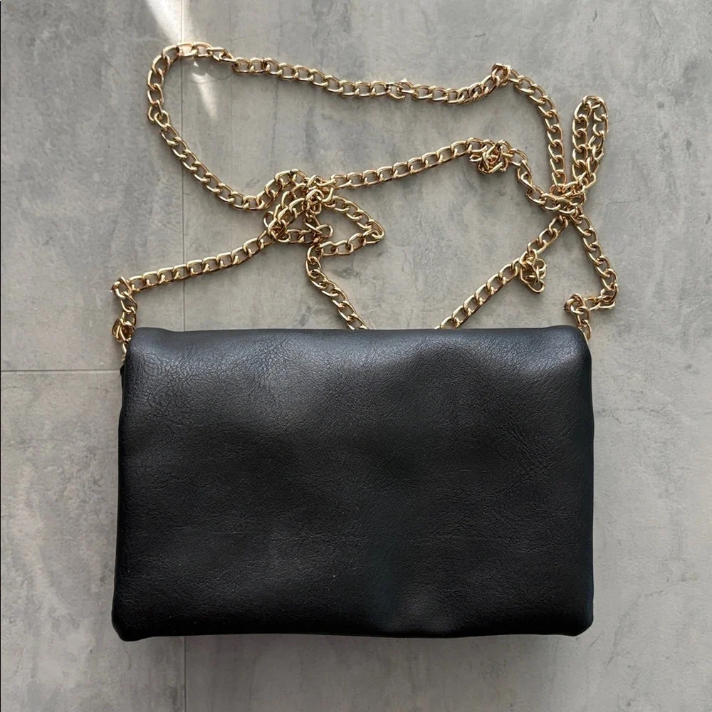 Boutique Vegan Leather bow detail bag clutch Crossbody bag/gold tone chain EUC